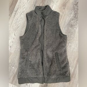 Magellan Grey Vest